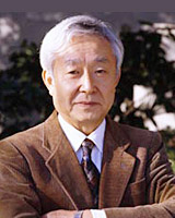 写真：川路 紳治 名誉教授（物理学科）